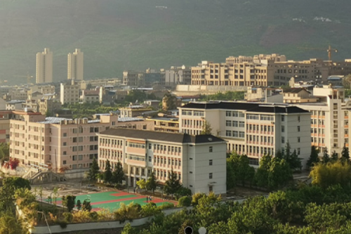 艾弗森ballbet数码DCN助力汉源职业高级中学校园网“智行+光”升级